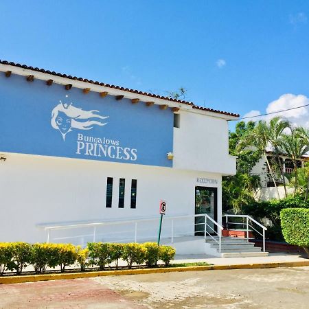 Suites Princess 부세리아스 외부 사진